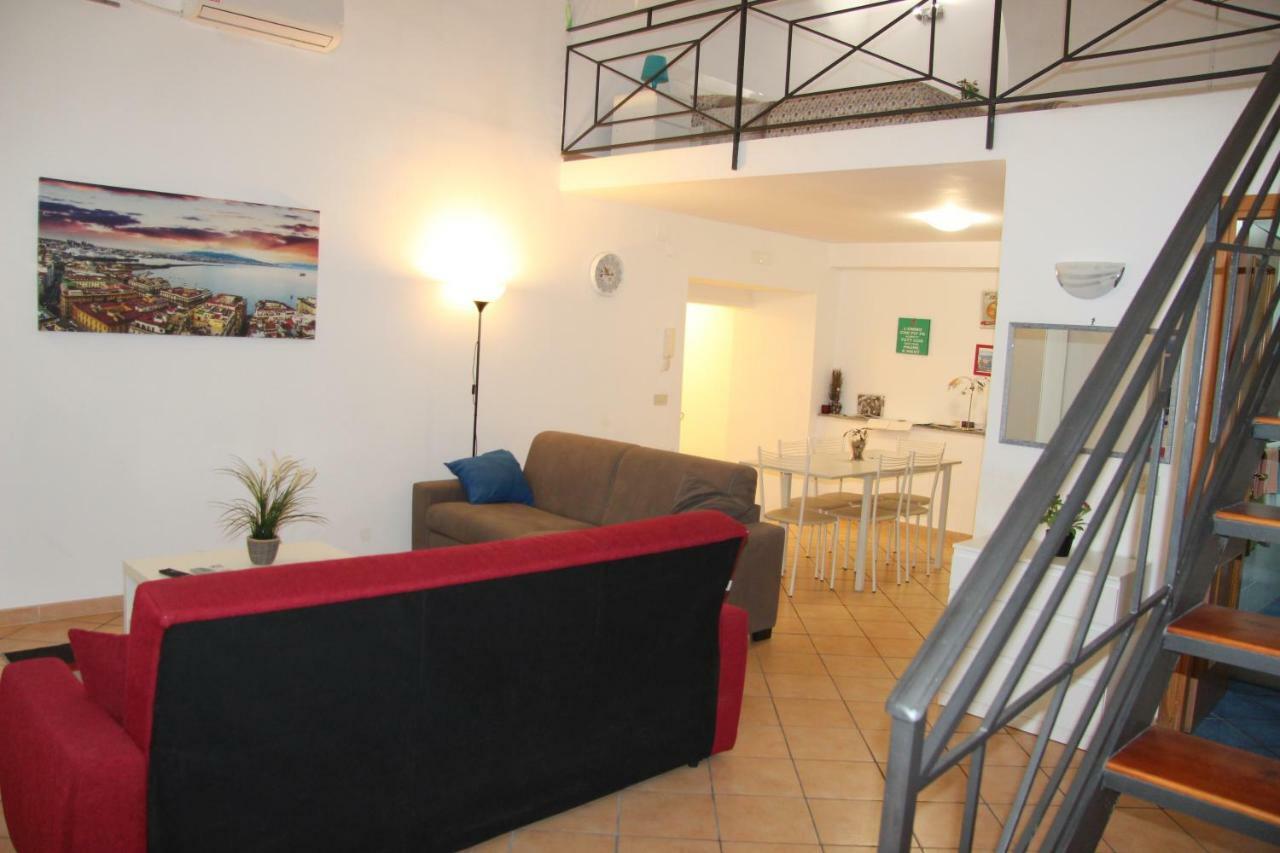 Appartamento Ai Tribunali Neapel Exterior foto