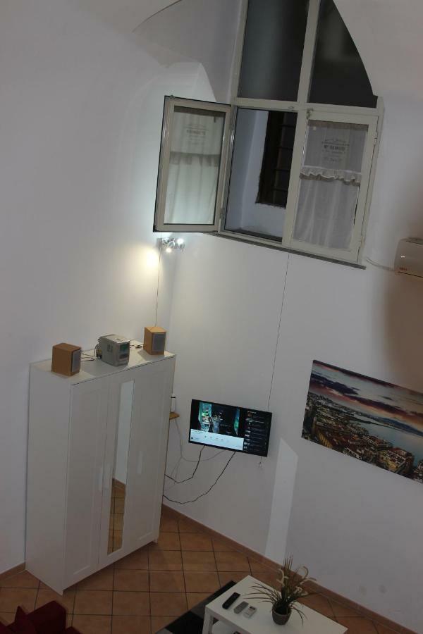 Appartamento Ai Tribunali Neapel Exterior foto